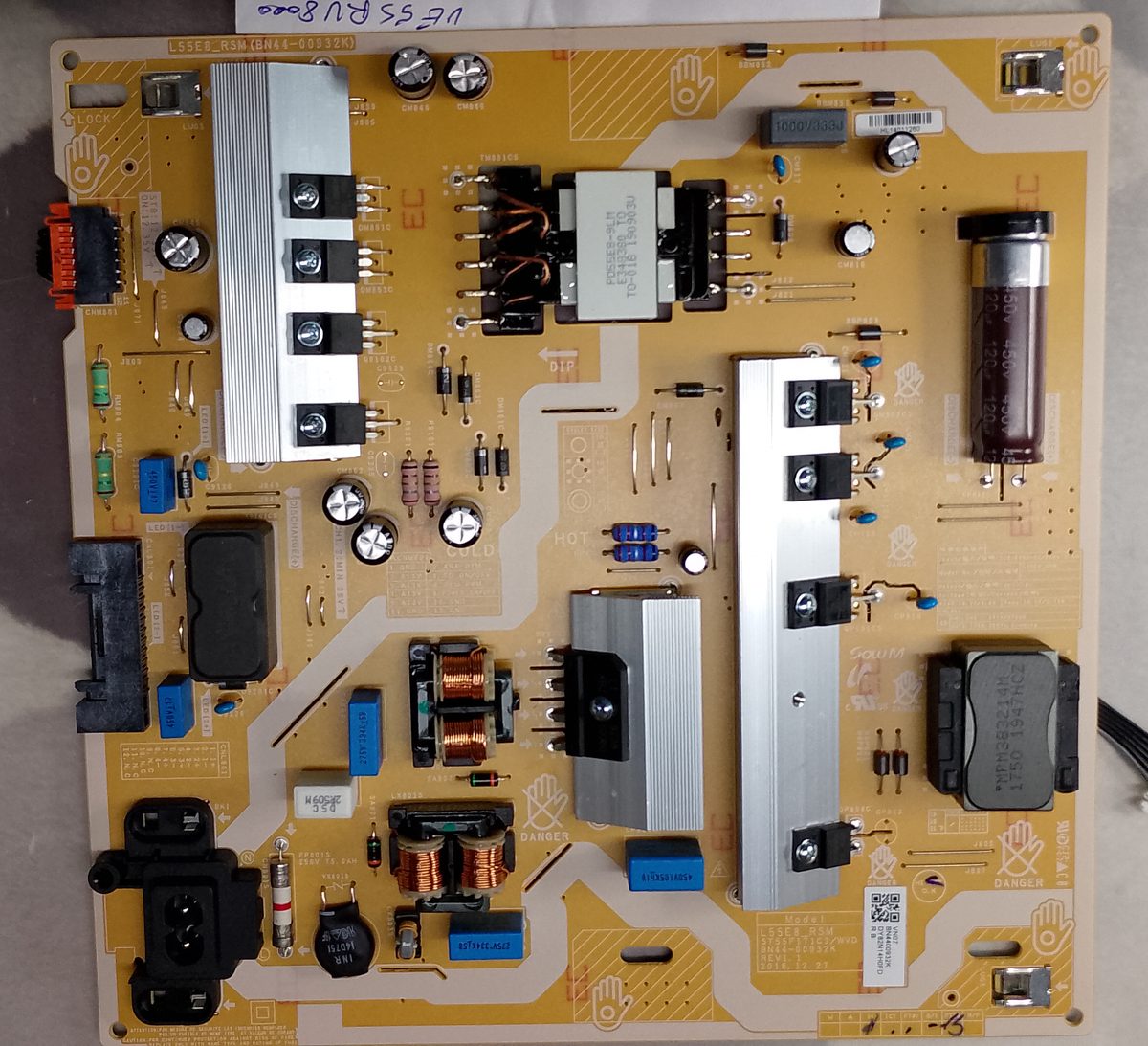 Voedingsbord BN44-00932K uit Samsung UE55RU8000 televisie